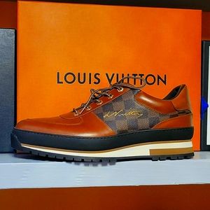 Louis Vuitton mens size 10 gym shoes